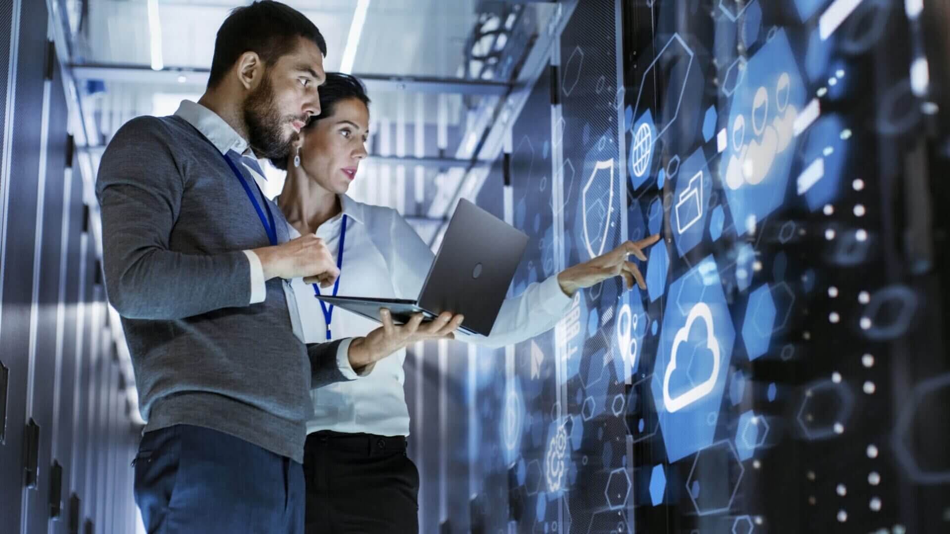 AI, la sfida delle aziende: come portare i progetti in produzione