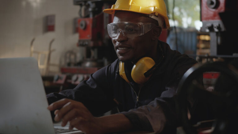 Industrial-Smart-Working