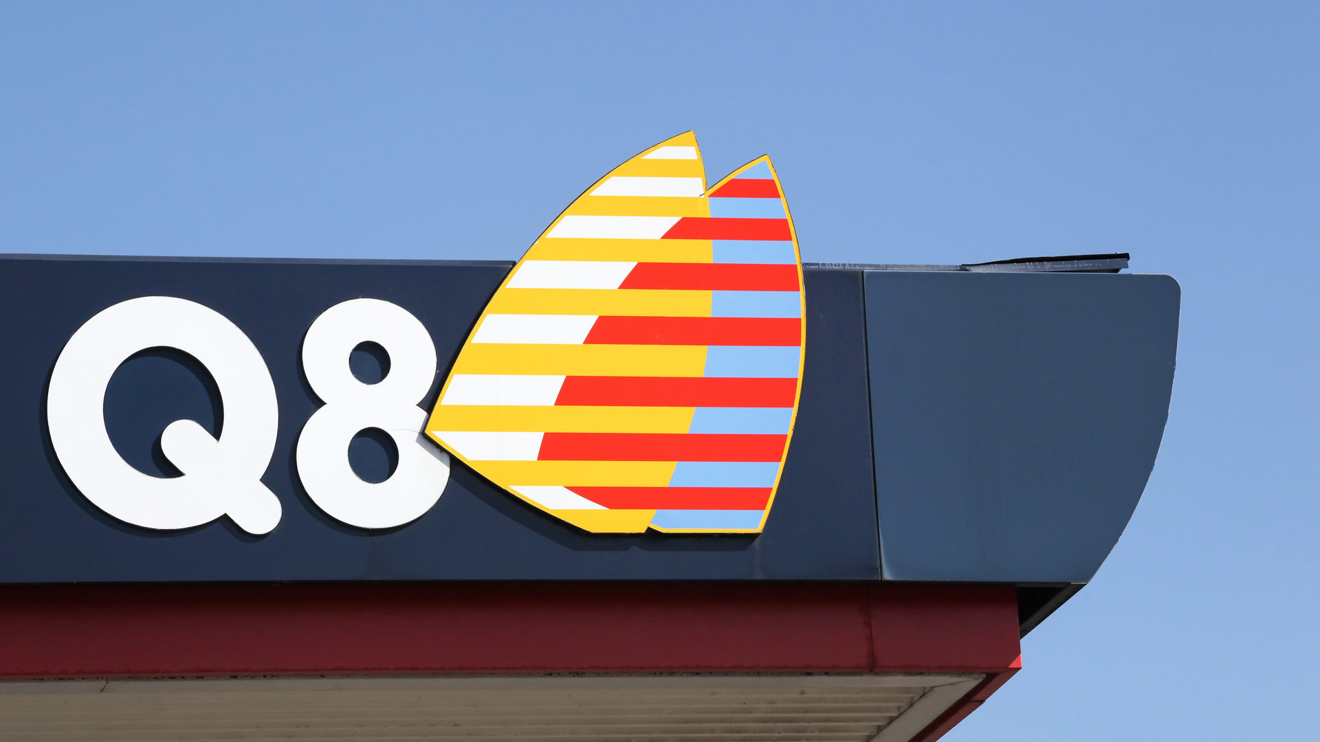 Q8