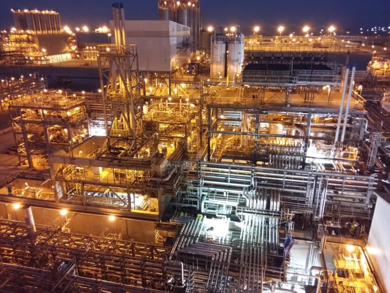 petrochemical-complex-jubail-171028073847