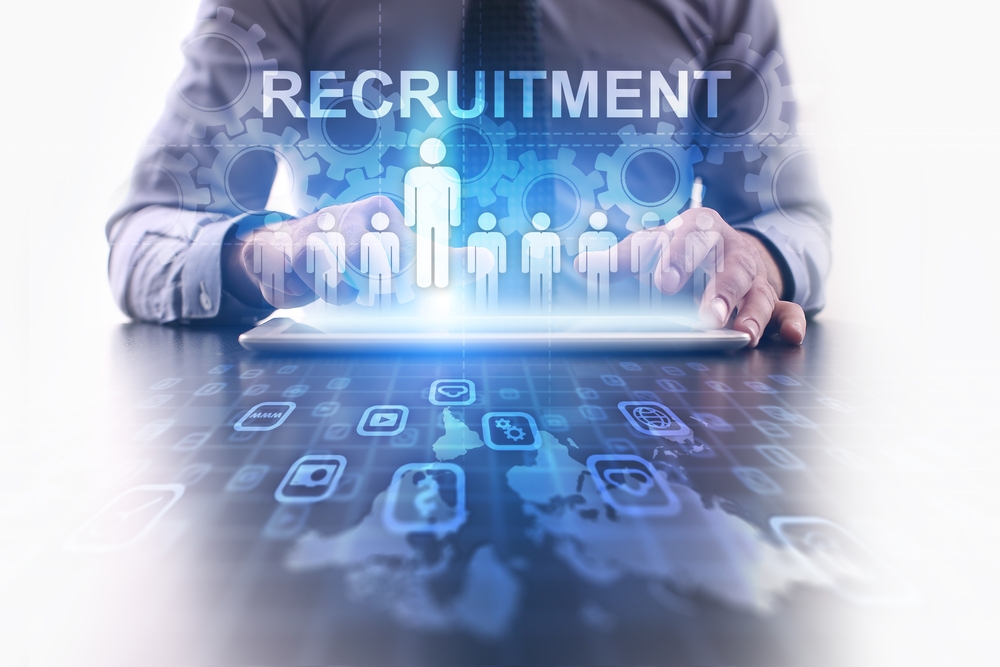 social-recruiting-170831105300