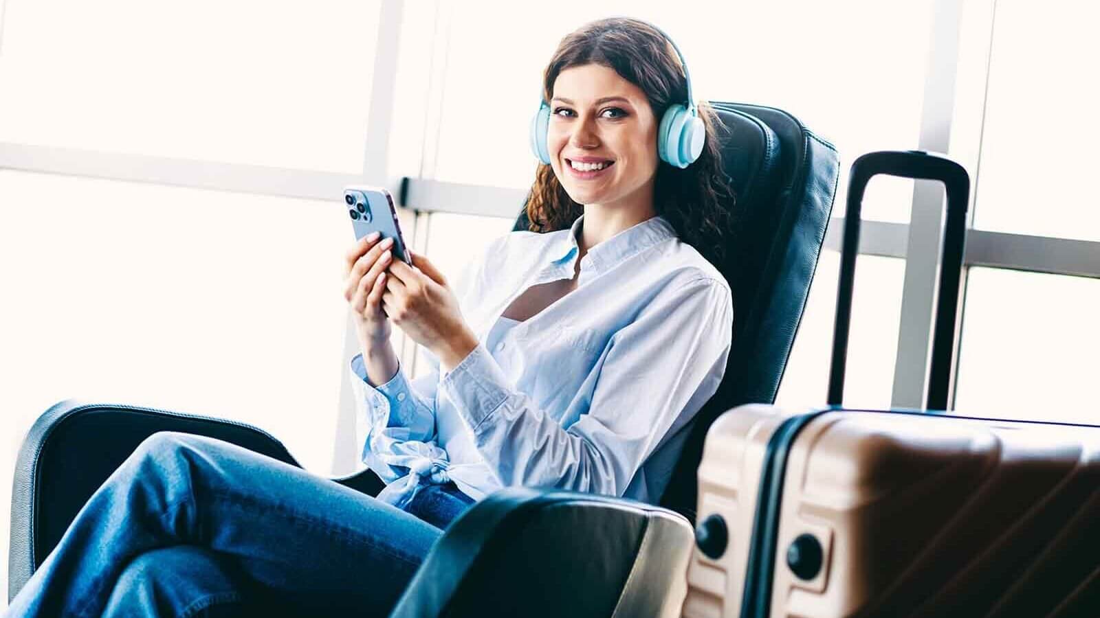 I servizi aeroportuali entrano nell’eSIM: la convergenza tra roaming e trasferte business nel caso Saily Ultra
