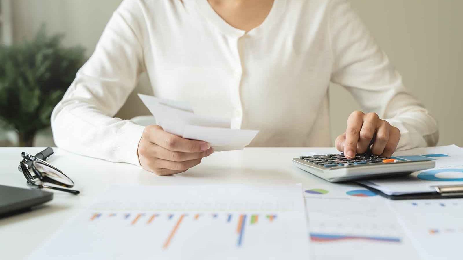 Conto Qonto per Partita IVA a canone zero: fatturazione elettronica, pagamento F24 e carta di debito inclusi